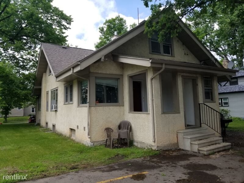 Building Photo - 4 br, 1.5 bath House - 726 6th Ave S 2 Unit 2