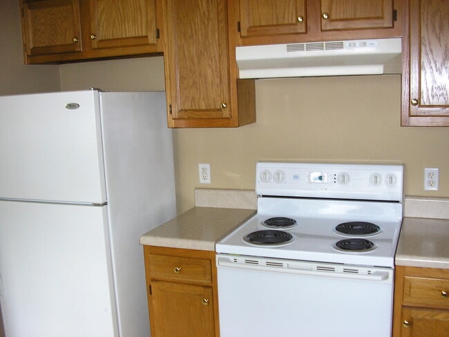Foto del edificio - 4490 Woodstone Dr