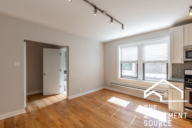 Foto del edificio - 2424 N Kedzie Blvd