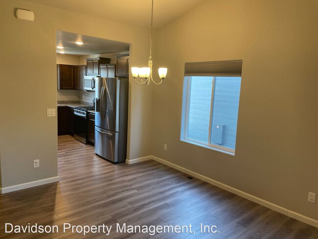 Building Photo - 3 br, 3.5 bath House - 10440 Castor Dr