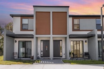 Building Photo - 3204 Sustainable Wy