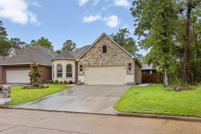 Building Photo - 3559 Pebble Beach Blvd