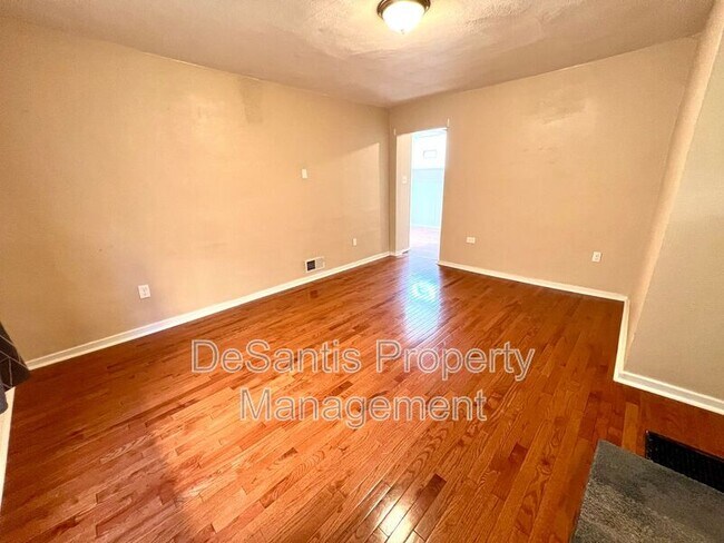 Foto del edificio - 39 S Howard Ave