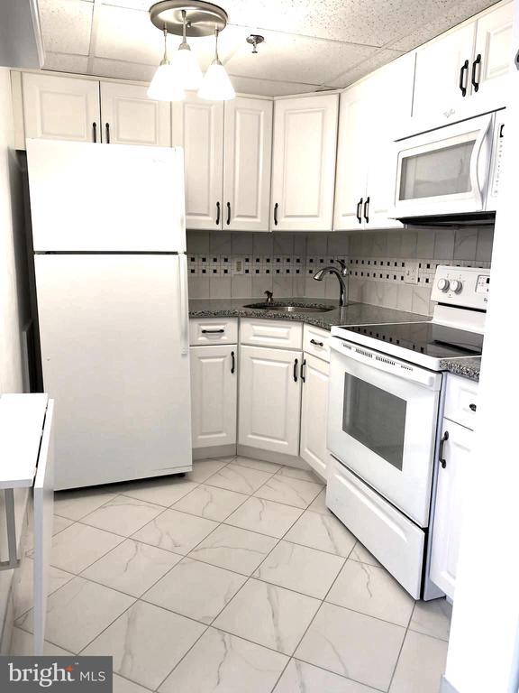 Foto del edificio - 7307 Centennial Station Dr
