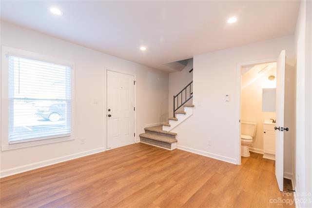 Foto del edificio - 929 Cantwell St