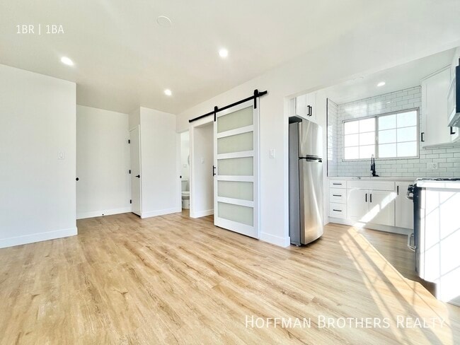 Foto del edificio - 1403 N Vista St