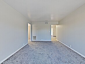 Building Photo - Maple Valley Apartments