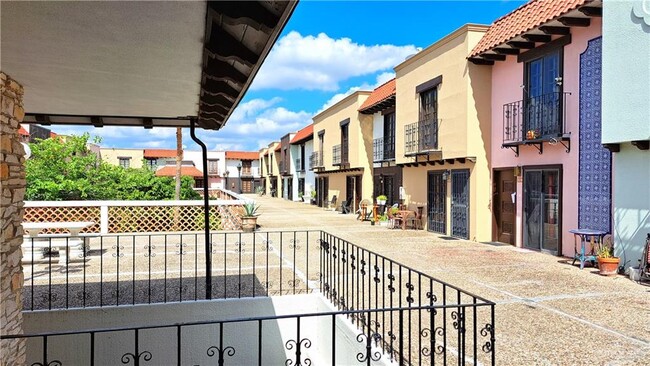 Foto del edificio - 1418 Beech Ave