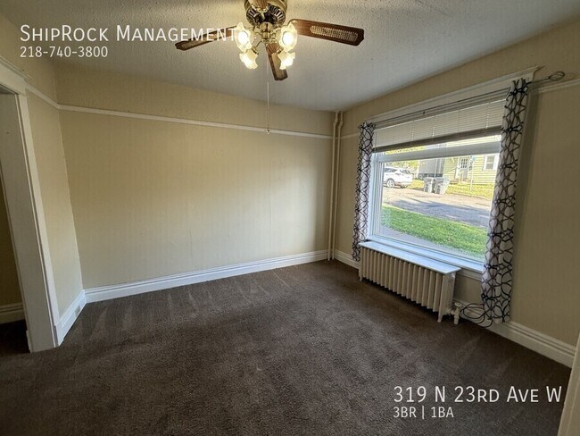 Foto del edificio - 319 N 23rd Ave W