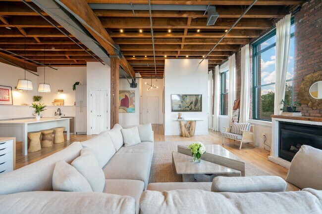 Foto del edificio - 126 Webster Ave