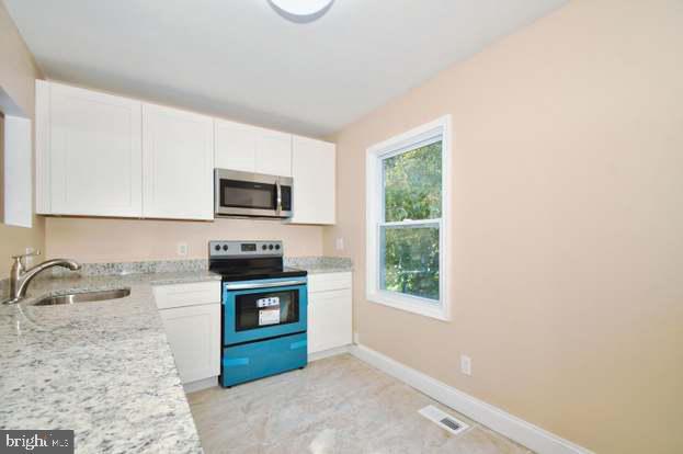 Foto del edificio - 3413 Moultree Pl
