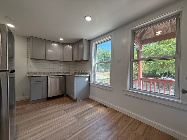 Foto del edificio - 712 East St