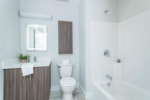 Building Photo - 2 bedroom in Everett MA
