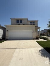Building Photo - 2200 Grenache Dr