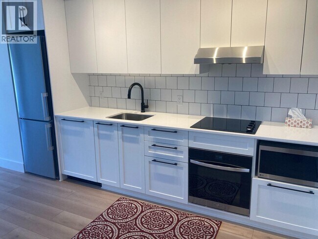 Building Photo - 8750 University Crescent