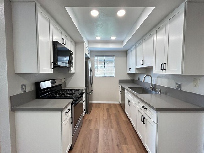 Building Photo - 7691 14th St