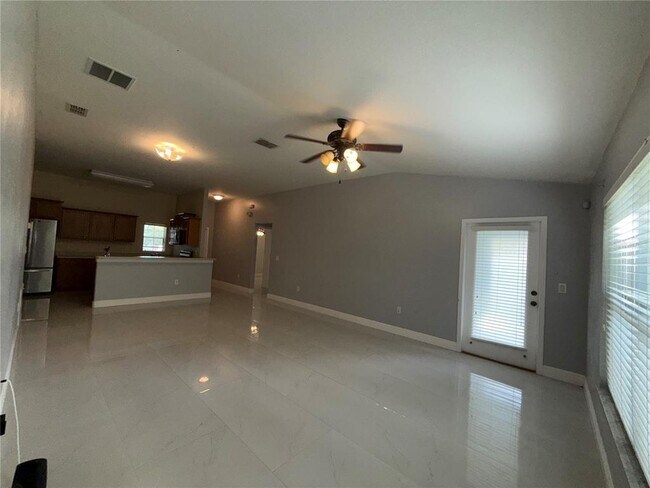 Foto del edificio - 3719 Madbury Cir