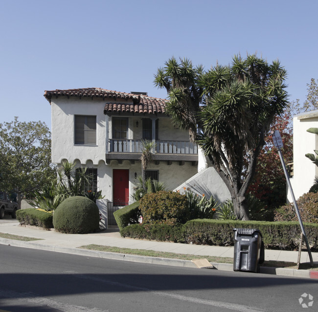 Building Photo - 877 Hyperion Ave. Silver Lake