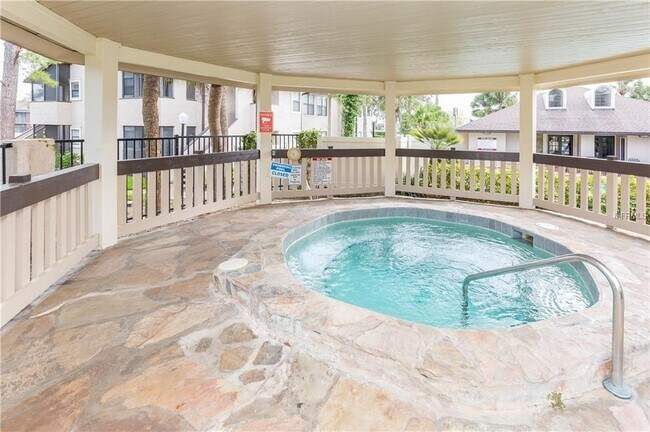 Foto del edificio - Beautiful Remodeled 1/1 Winter Park Condo ...
