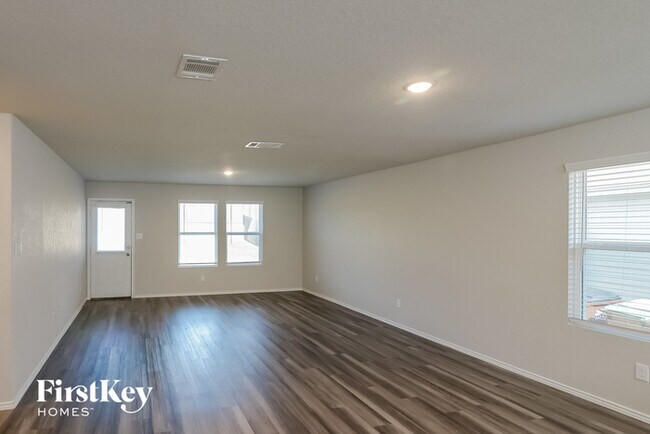 Foto del edificio - 5606 Tempest Ct