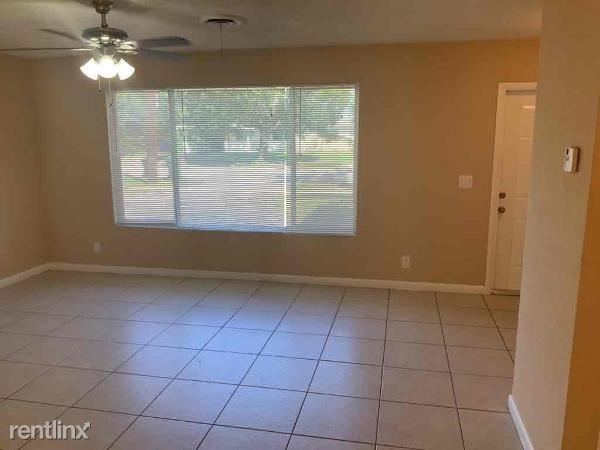 Building Photo - 4 br, 2 bath House - 661 SW 31st Ave