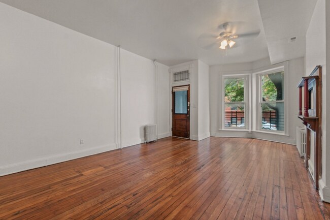 Foto del edificio - 217 E Preston St