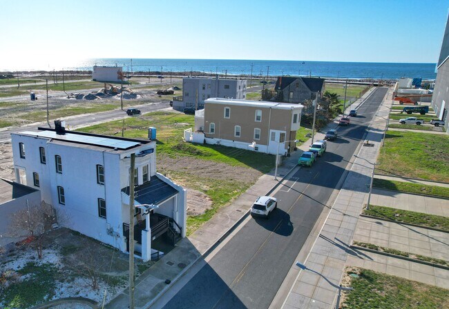 Foto del edificio - 203 S Metropolitan Ave