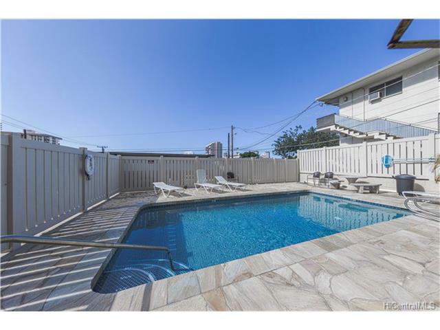 Building Photo - WARD VILLA 2/1/1 (NOT FREE) sec, lanai, pool