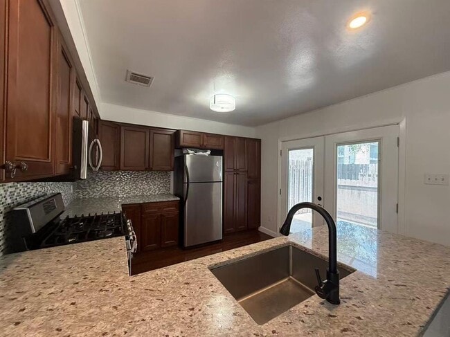 Building Photo - 8330 Fathom Cir