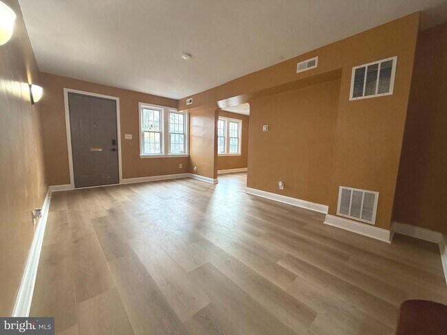 Foto del edificio - 804 Radnor Ave