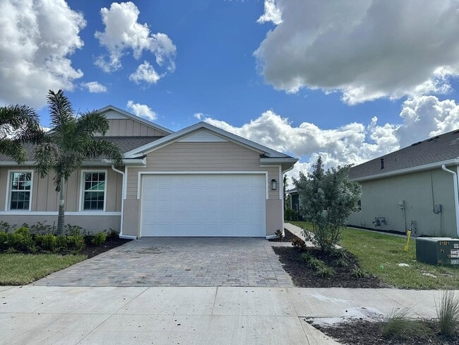 Building Photo - 43860 Blue Heron Ln