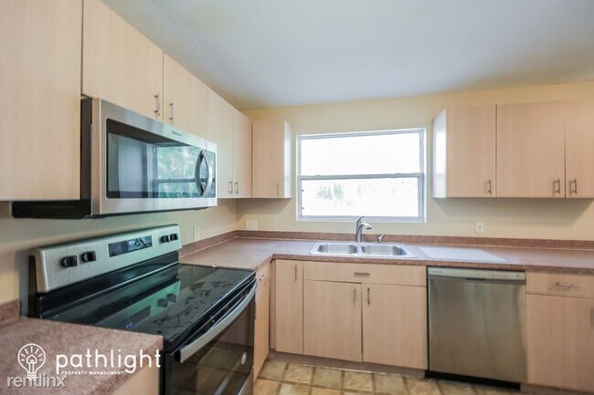 3 br, 2 bath House - 1718 Sunset Place UNIT photo'