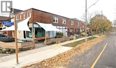 Building Photo - 324 Frederick St