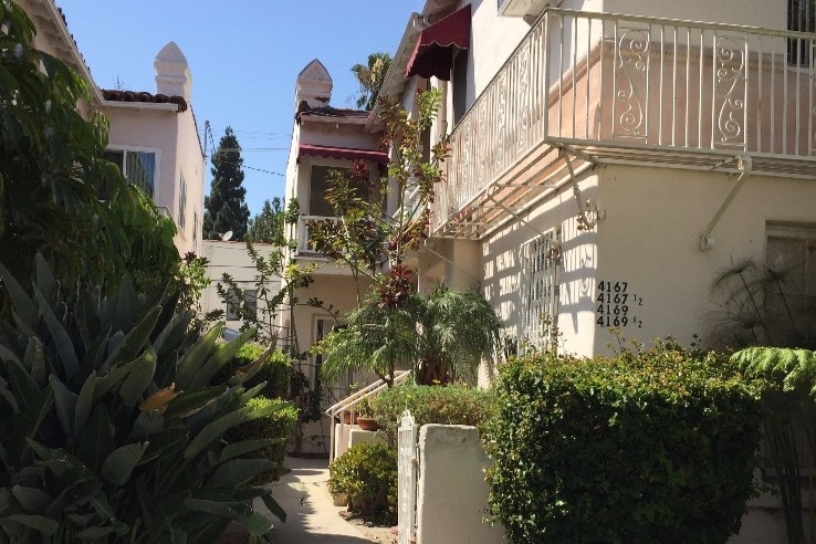 Main Entrance - 4169 1/2 Garthwaite Ave