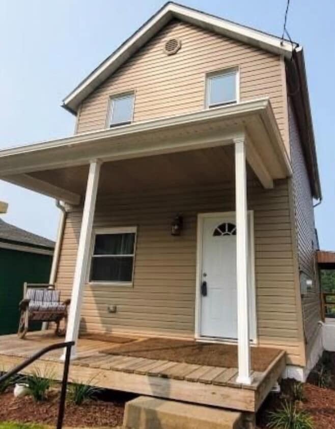 117 1st Ave, New Eagle, PA 15067 House Rental in New Eagle, PA