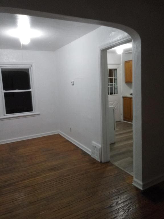 Building Photo - 163 Isabelle Rd