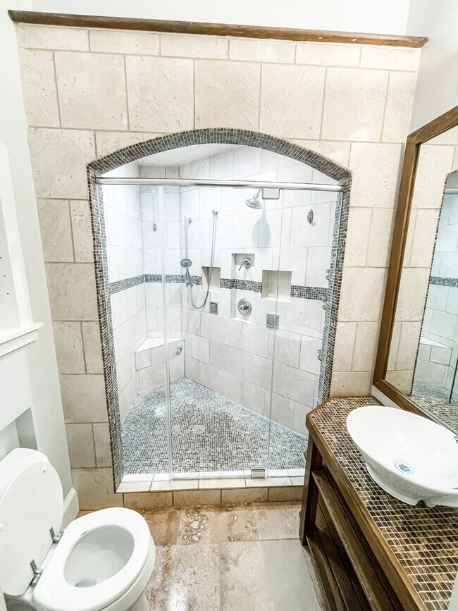 bathroom/ shower - 71 17th St NE