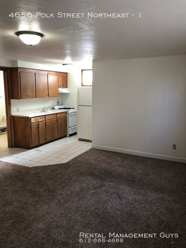 Building Photo - bedroom in Columbia Heights MN 55421