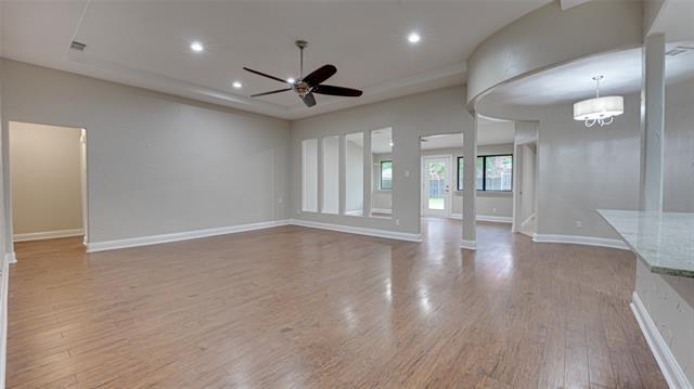 Foto del edificio - 3113 Dover Dr