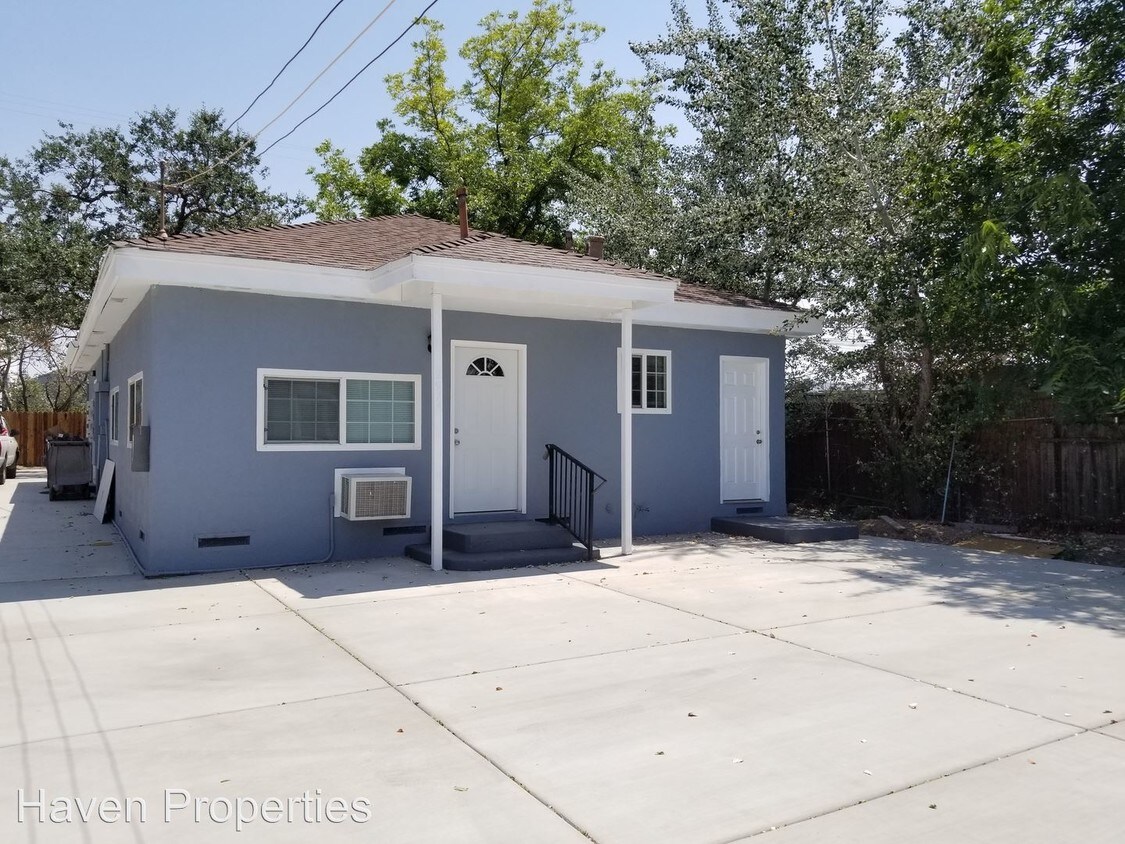 Primary Photo - 2974 Del Paso Blvd