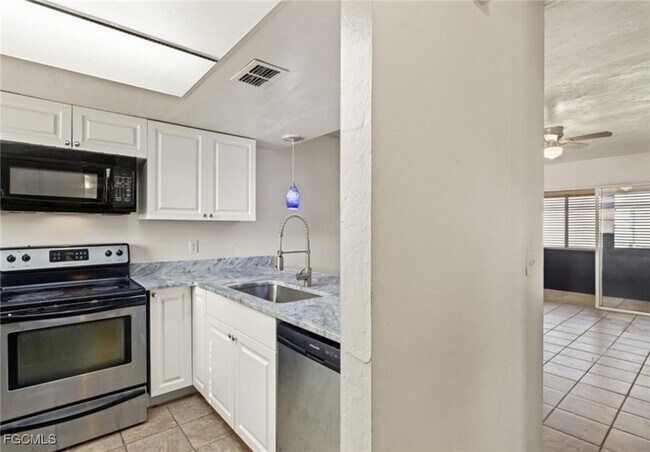 Foto del edificio - 608 SE 6th St