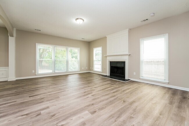 Building Photo - 994 Wenham Ln