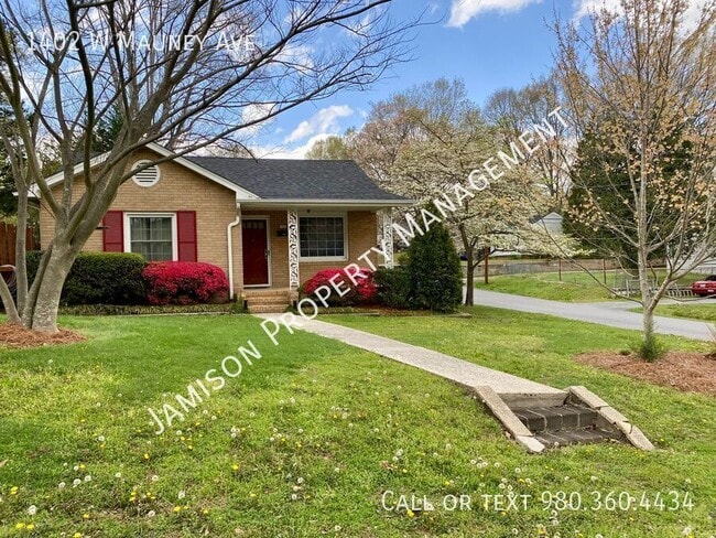 Foto del edificio - 1402 W Mauney Ave