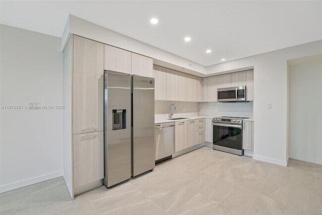 Foto del edificio - 1500 Bay Rd
