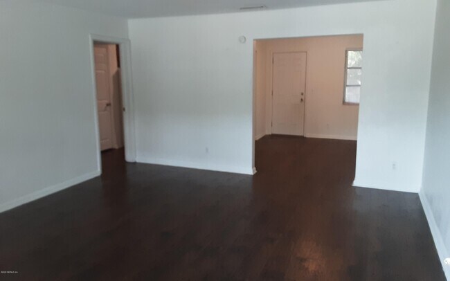 Building Photo - 6710 Buttontree Ct