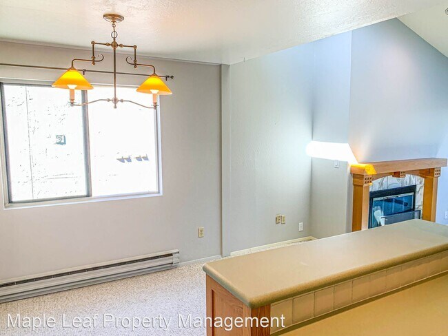 Foto del edificio - 6652 Park Point Way NE