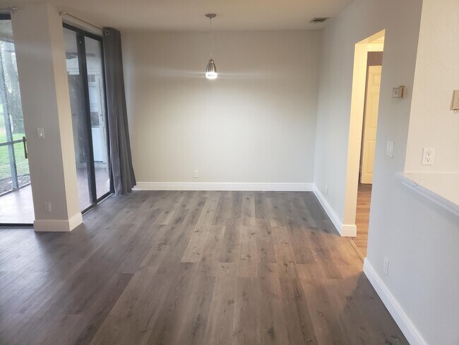 Building Photo - 3860 Coral Tree Cir