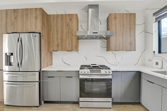 Building Photo - 19033 Bassett St