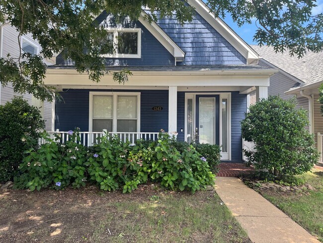 Building Photo - 1343 Island Pl E