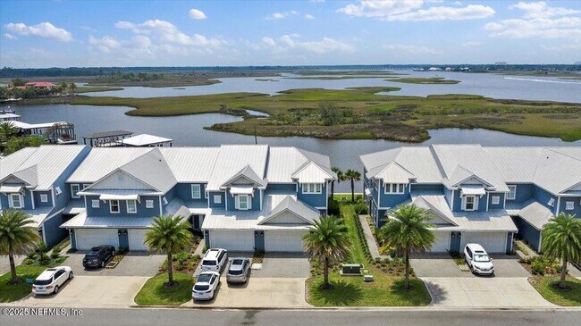 Foto del edificio - 2260 Beach Blvd